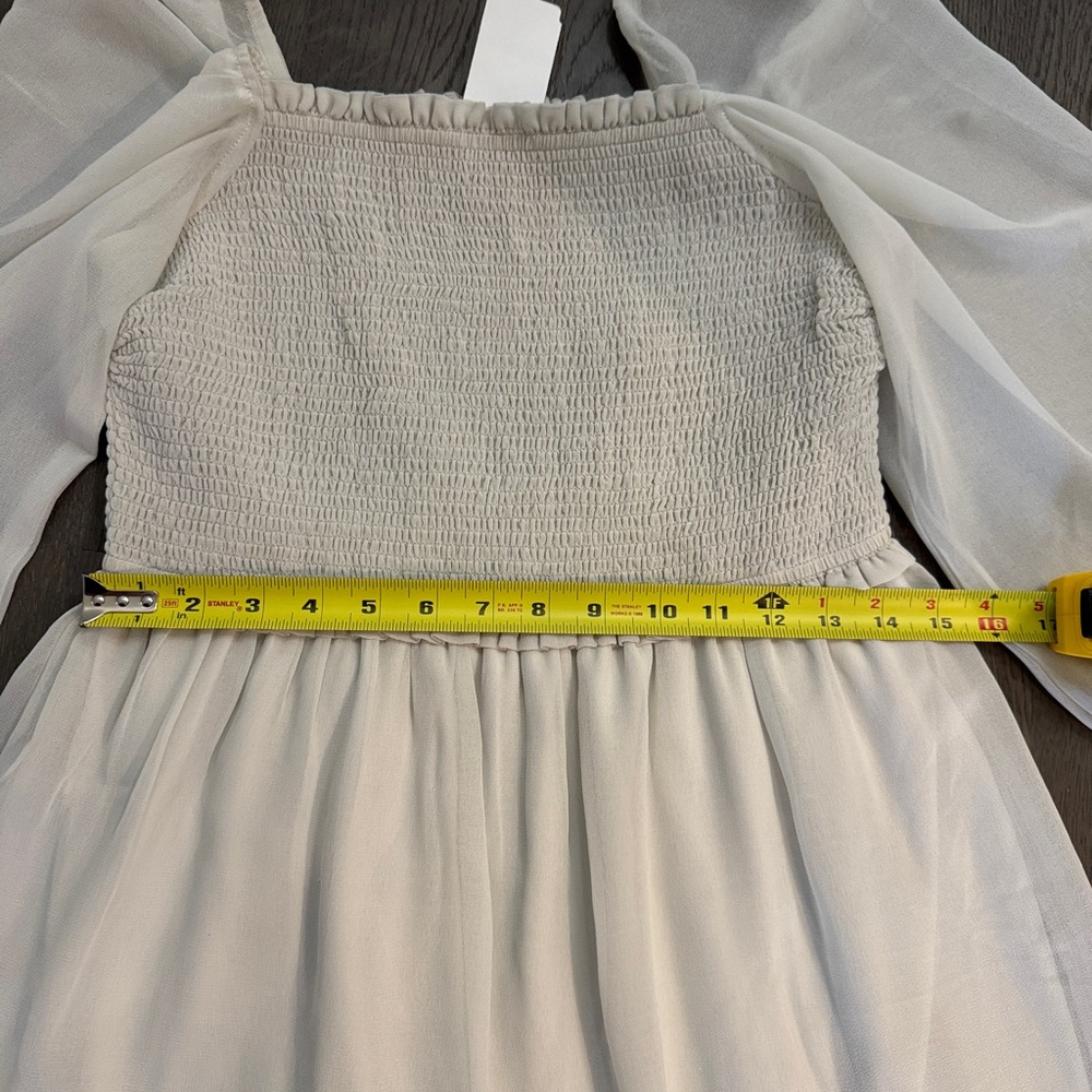 Dress - Picture 3 of 5